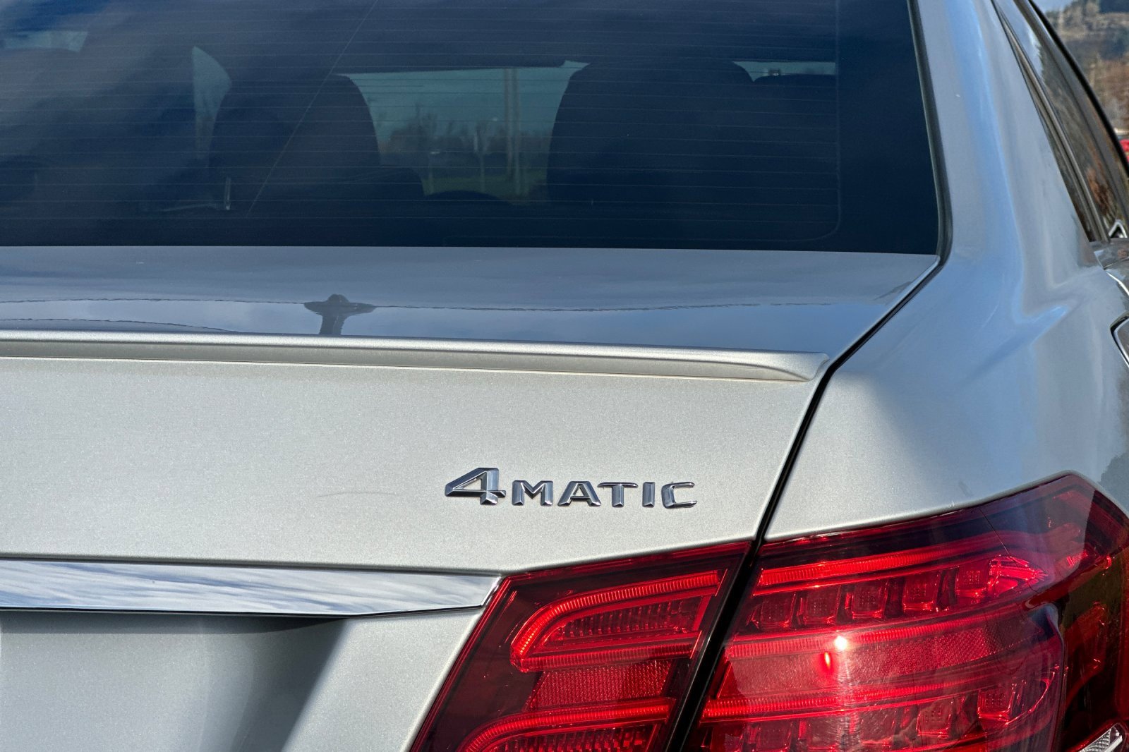 Used 2016 Mercedes-Benz E 350 4MATIC Sedan image 33