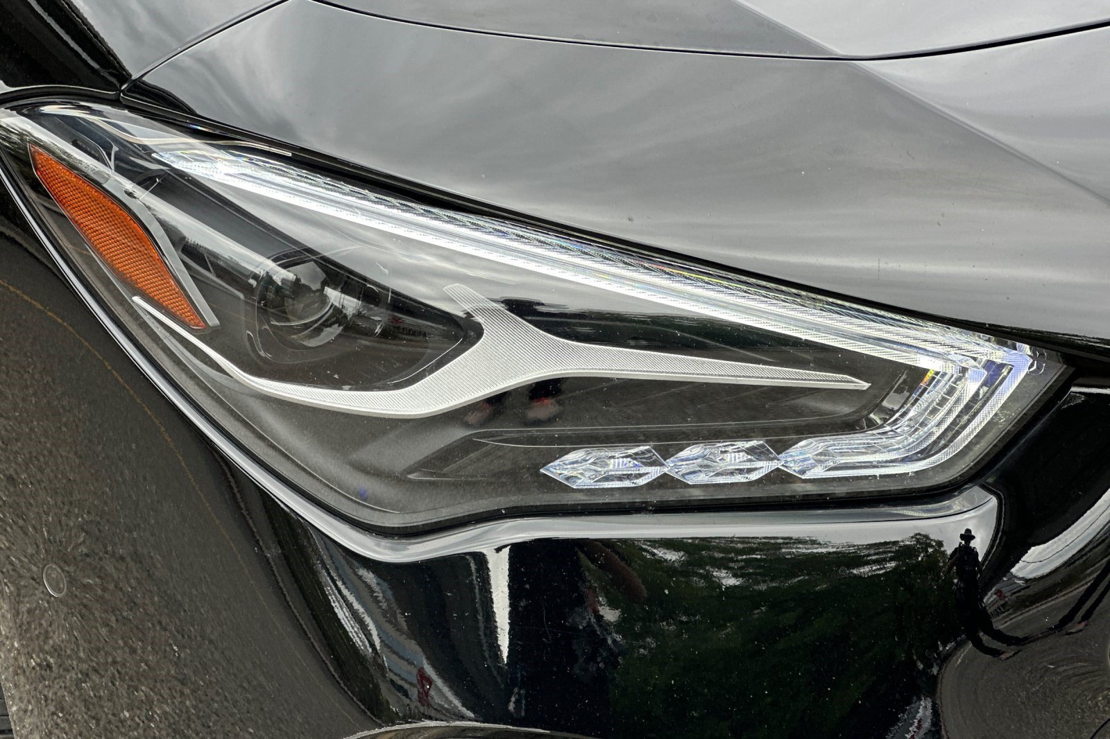 Certified 2025 Mercedes-Benz CLA 250 4MATIC image 11