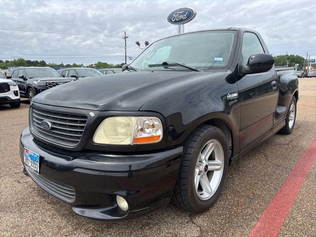 Used 2004 Ford F150 Lightning RWD image 3