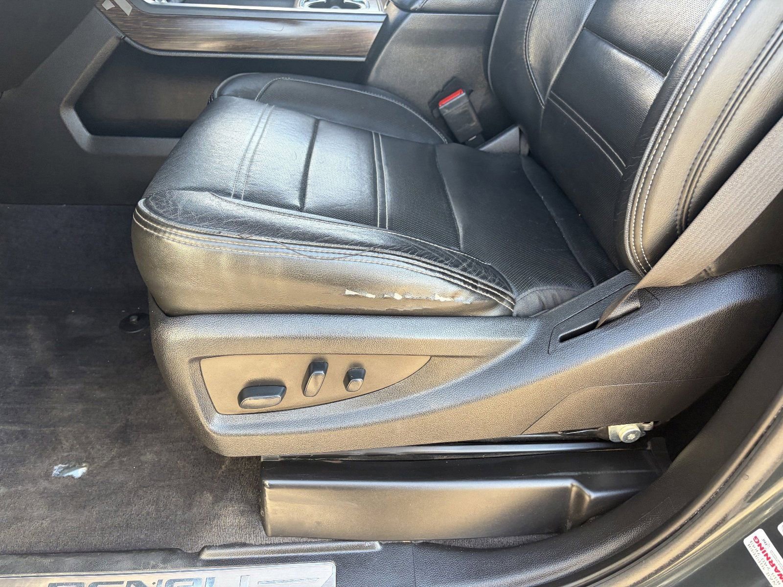 Used 2019 GMC Sierra 2500 Denali w/ Duramax Plus Package image 22
