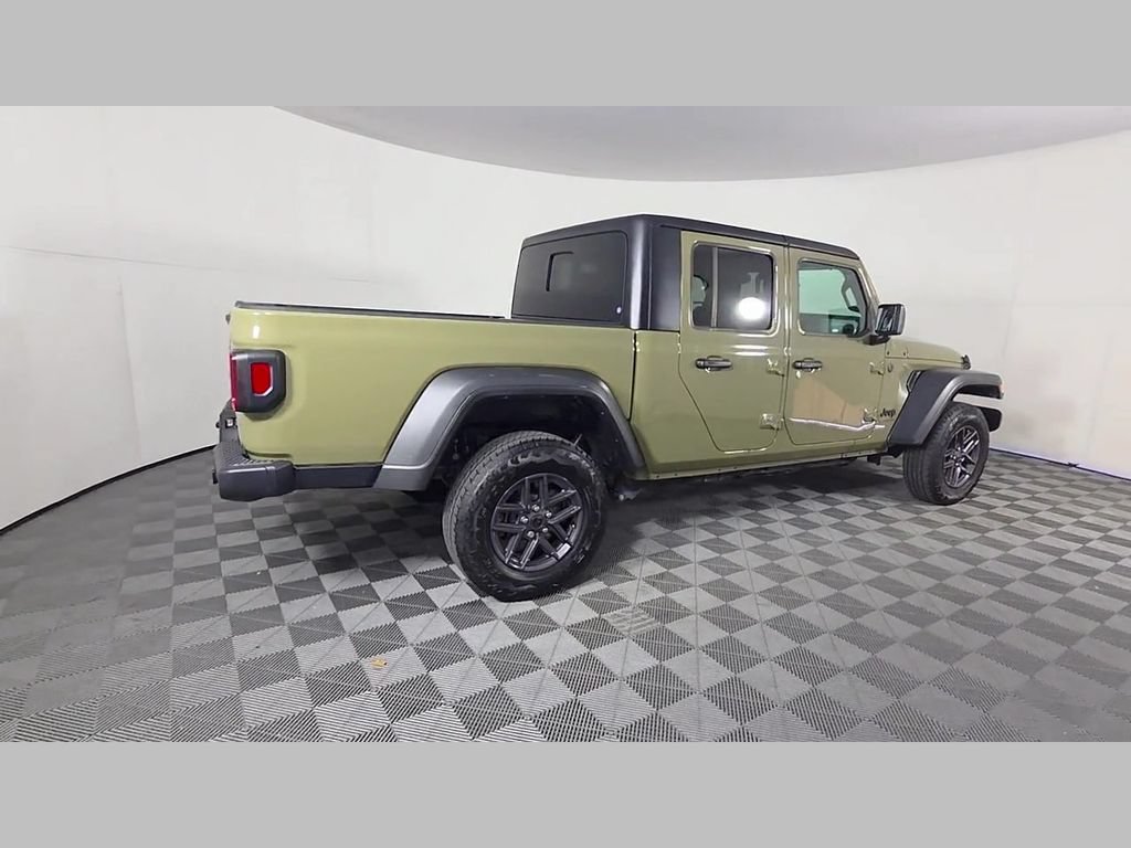 Used 2026 Jeep Gladiator Sport AWD/4WD image 39