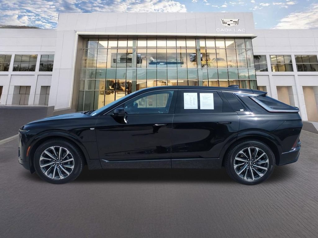 Certified 2024 Cadillac Lyriq Sport RWD image 8