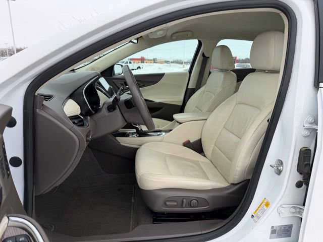 Used 2024 Chevrolet Malibu LT image 23