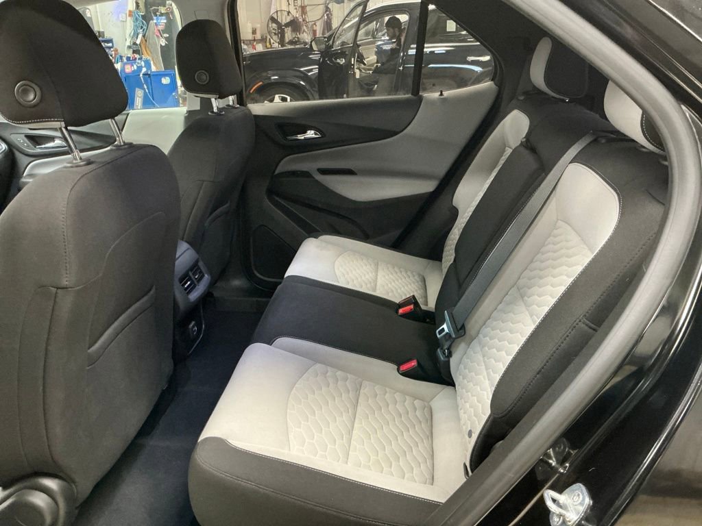 Used 2021 Chevrolet Equinox LS image 26