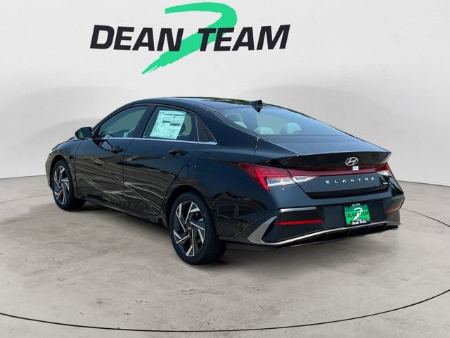 New 2025 Hyundai Elantra Limited image 5