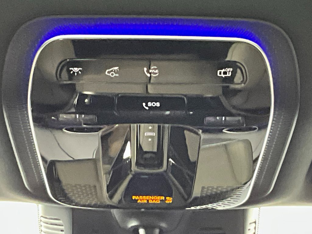 Used 2024 Mercedes-Benz GLC 300 4MATIC image 13