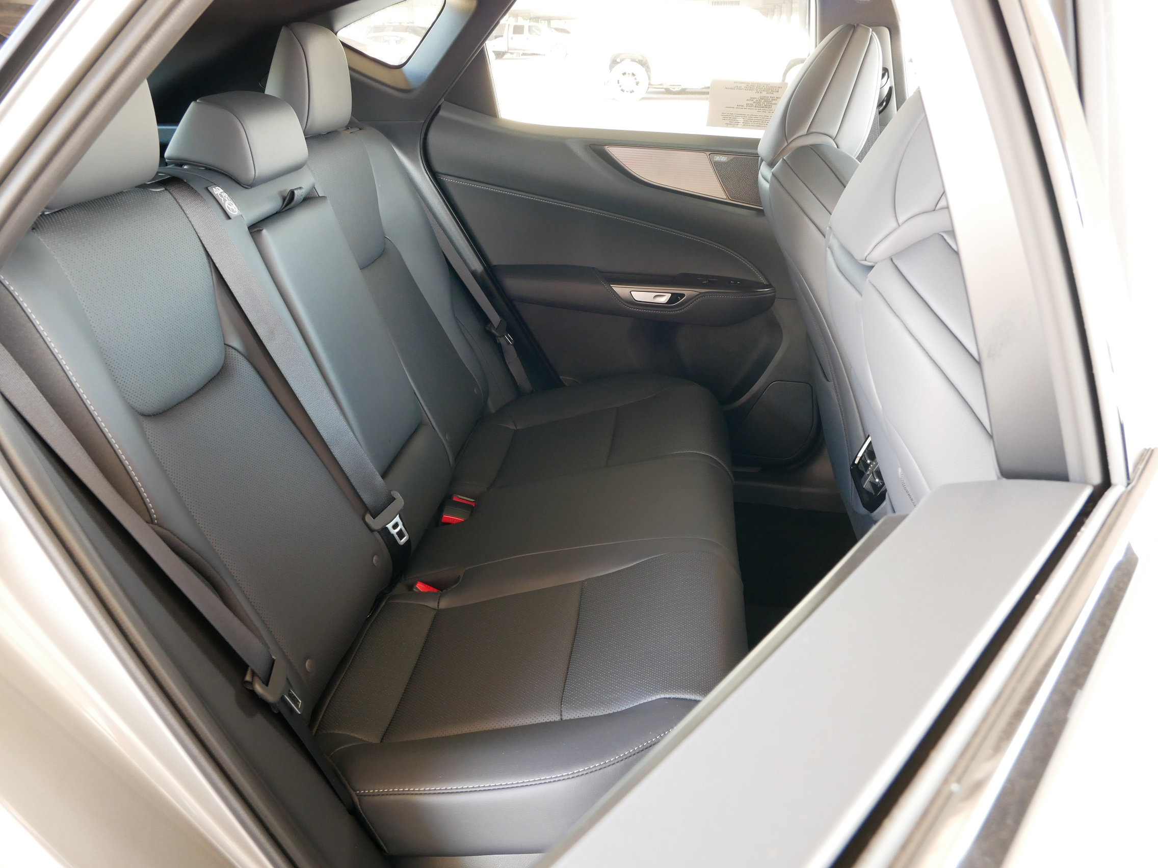 New 2026 Lexus NX 350h F Sport image 8