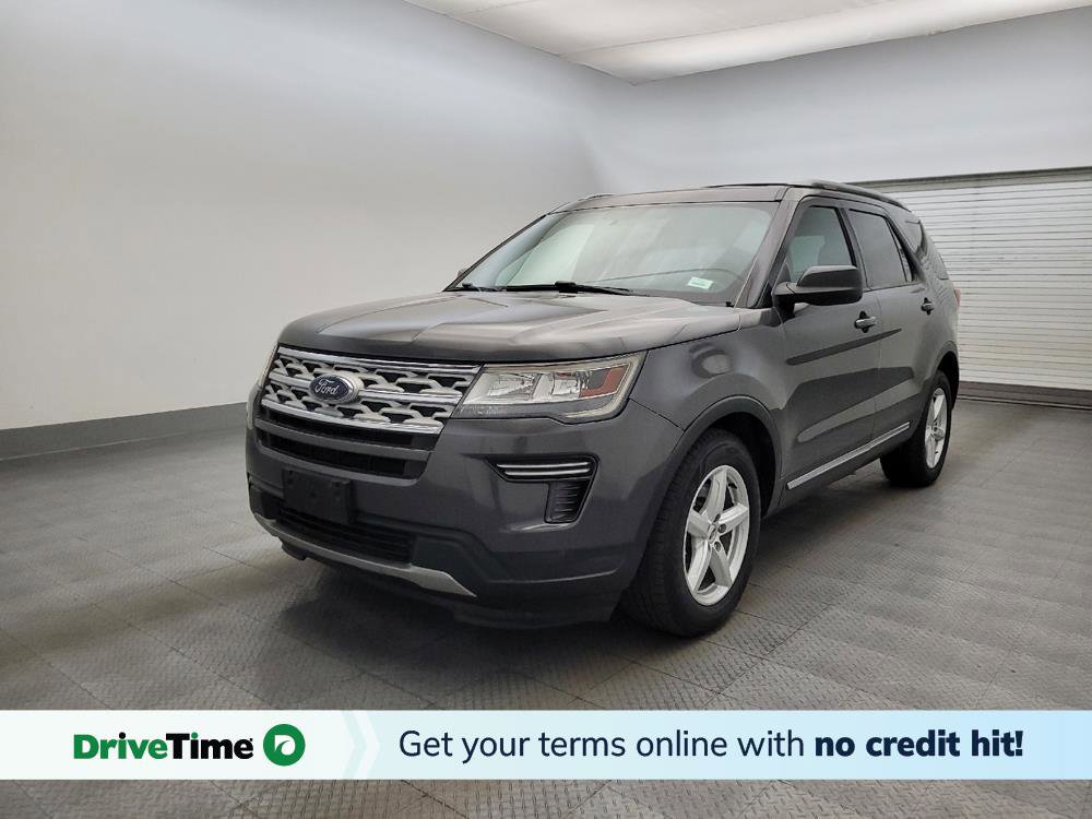 Used 2018 Ford Explorer XLT FWD image 1