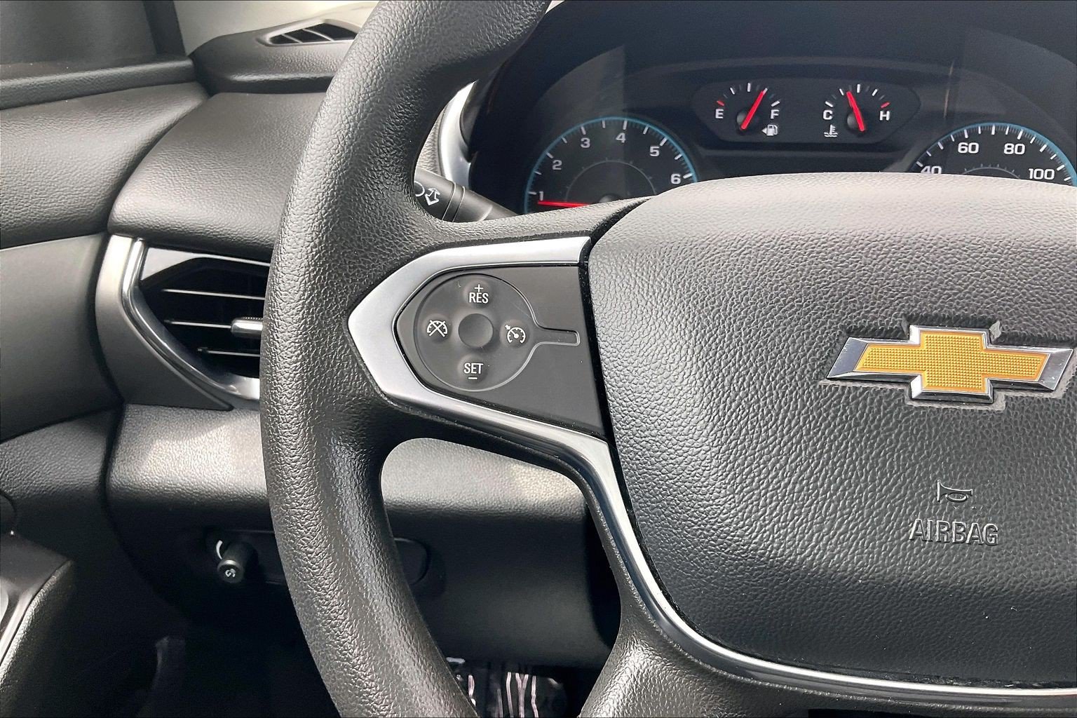 Used 2020 Chevrolet Traverse LS FWD image 23