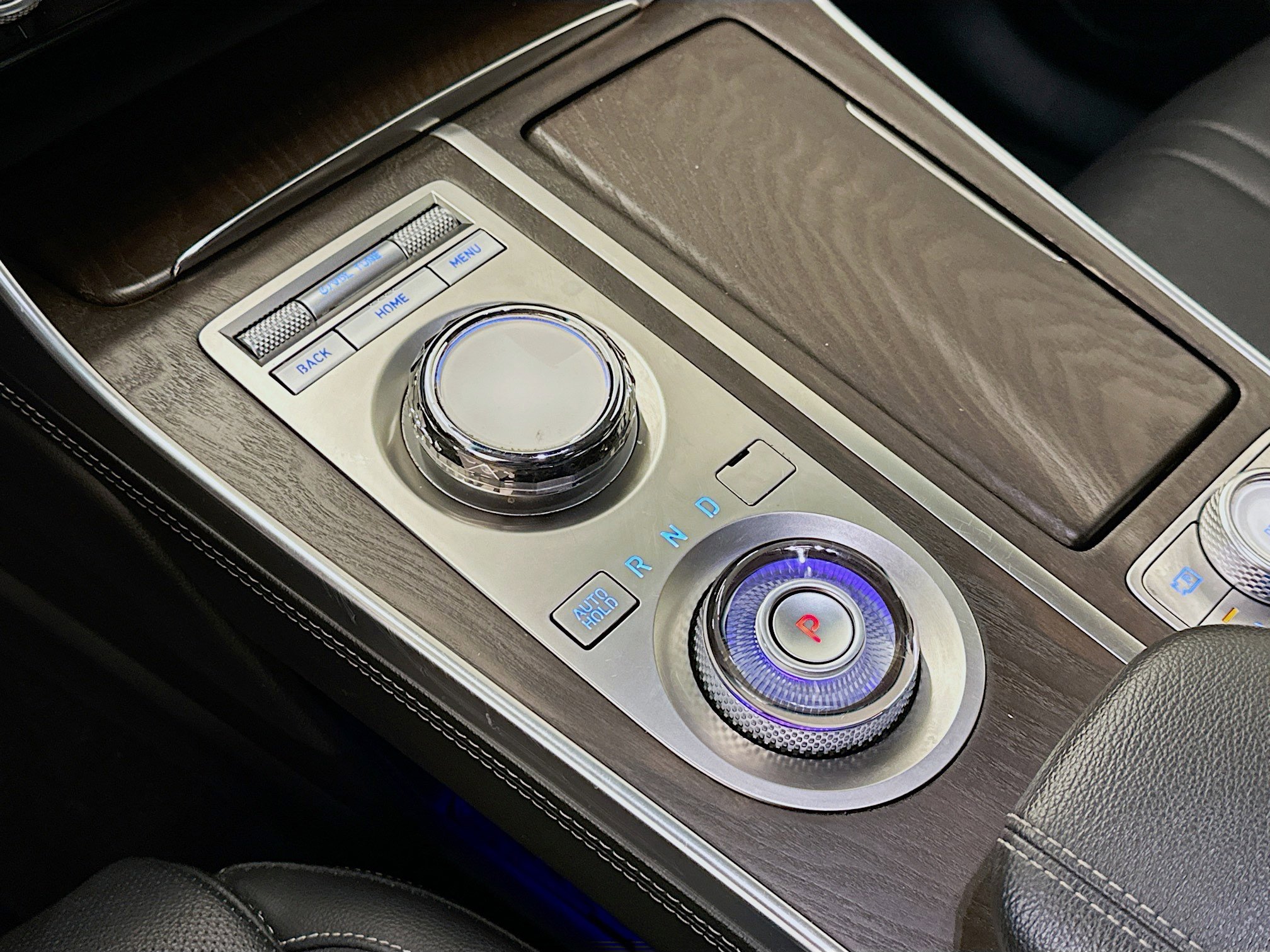 Used 2024 Genesis GV80 2.5T image 25