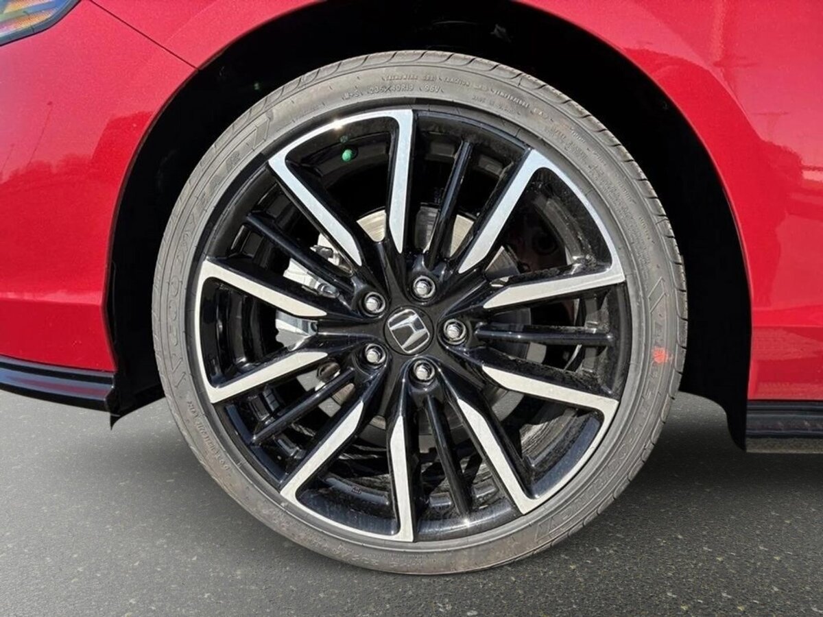 New 2026 Honda Accord Touring image 9