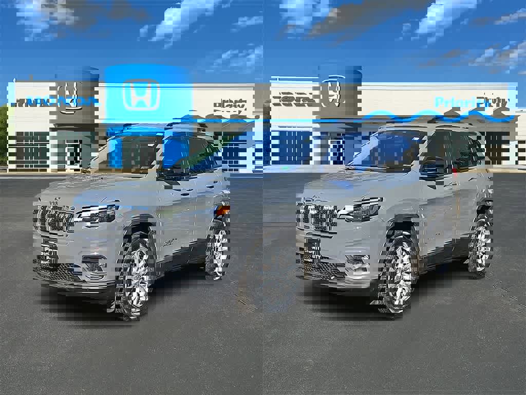 Used 2022 Jeep Cherokee Latitude Lux image 1