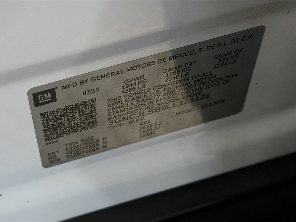 Used 2020 Chevrolet Trax LT w/ Sun & Sound Package FWD image 43