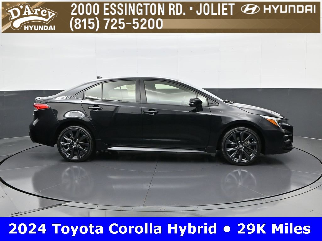 Used 2024 Toyota Corolla Hybrid Sedan image 4