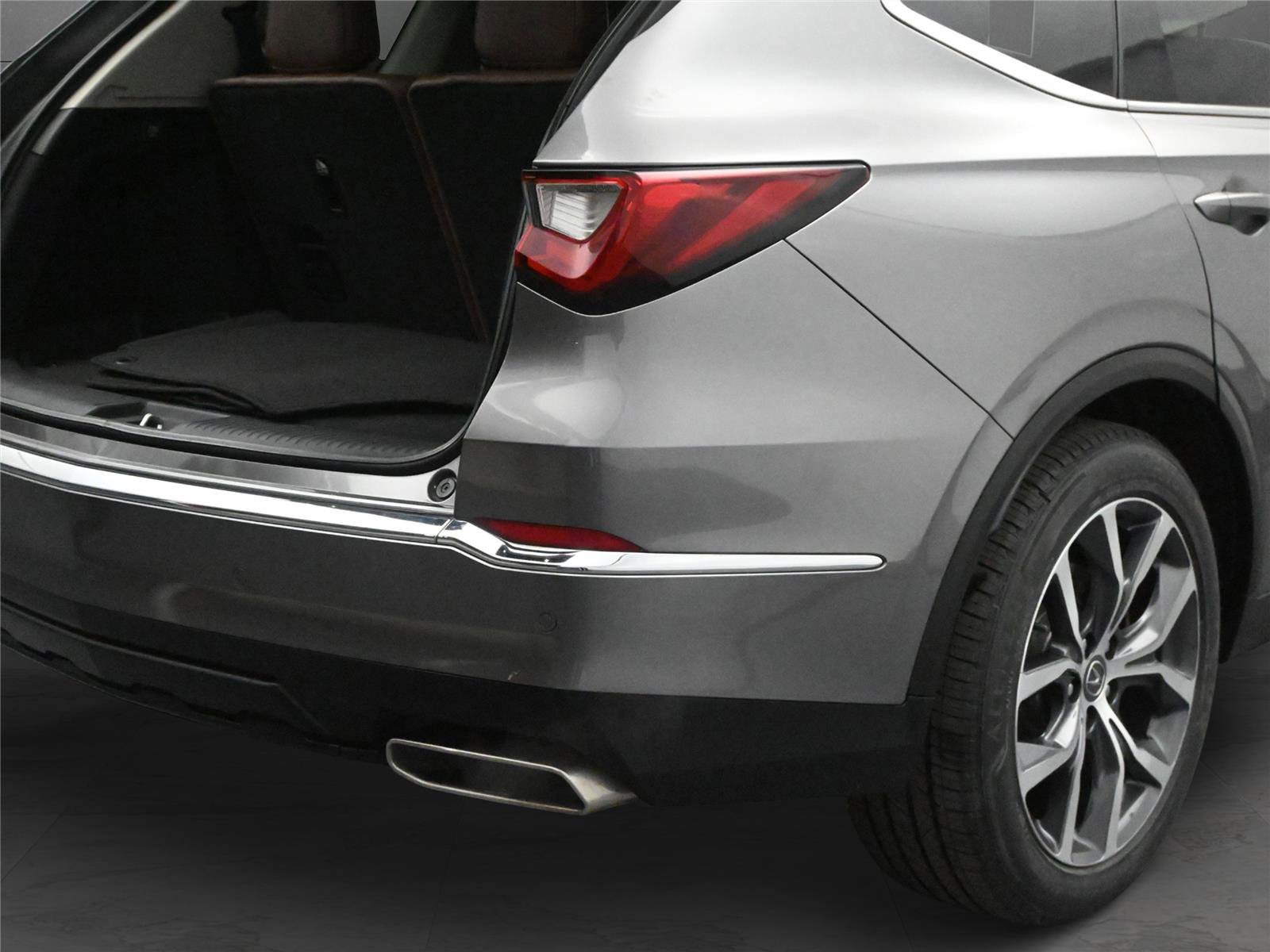 Certified 2022 Acura MDX SH-AWD w/ Technology Package image 12