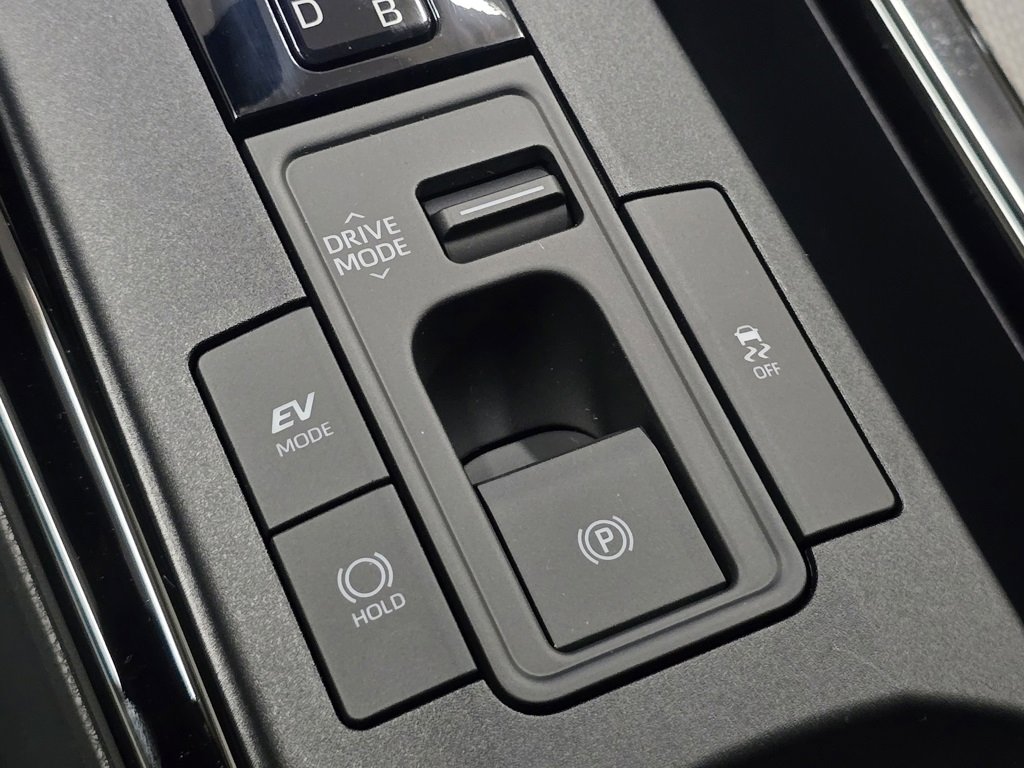 New 2026 Toyota Prius LE image 7