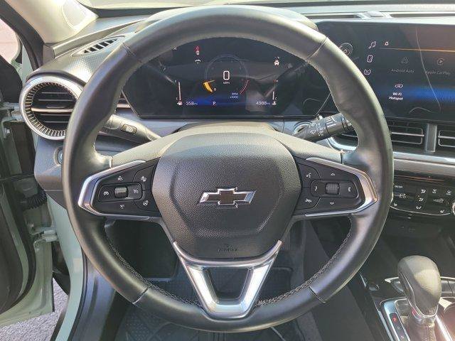 Used 2025 Chevrolet Trax ACTIV w/ Driver Confidence Package FWD image 21