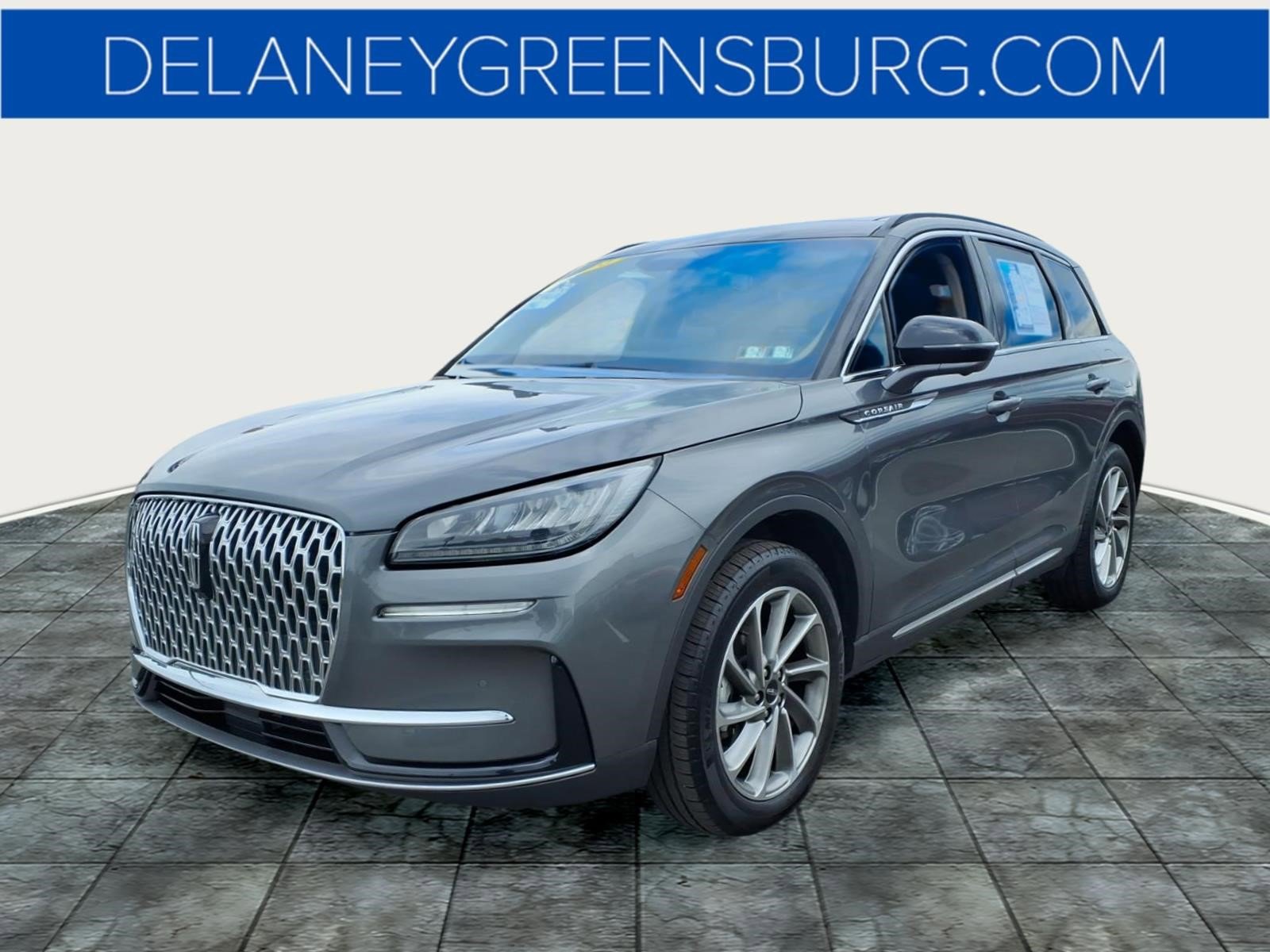 Used 2025 Lincoln Corsair AWD w/ Equipment Group 101A image 7