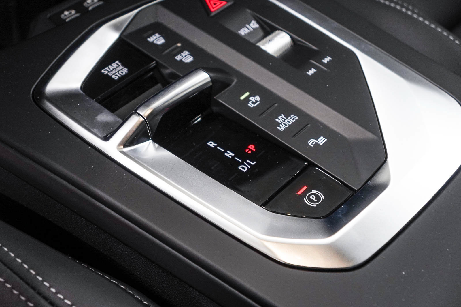 New 2026 BMW 228i w/ Technology Package FWD image 22