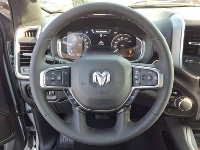 New 2026 RAM 1500 4x4 Crew Cab image 11