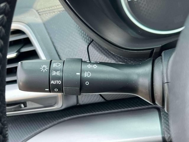 Used 2021 Subaru Forester Premium AWD/4WD image 21