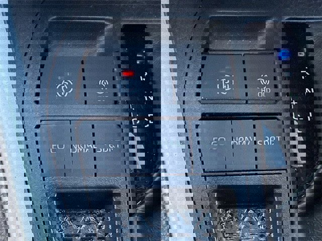 Used 2024 Toyota RAV4 XLE image 21