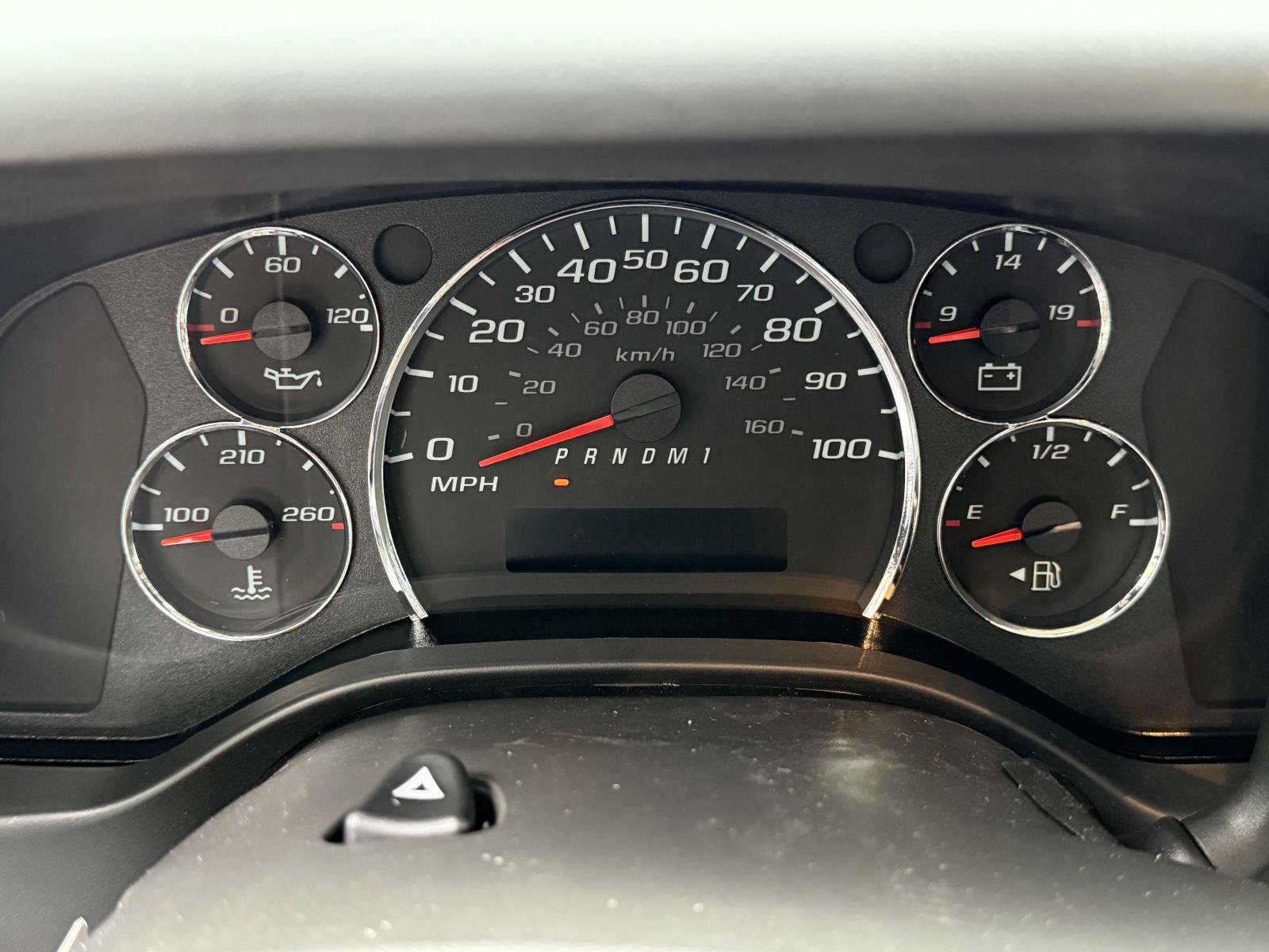 New 2025 Chevrolet Express 3500 Extended RWD image 16