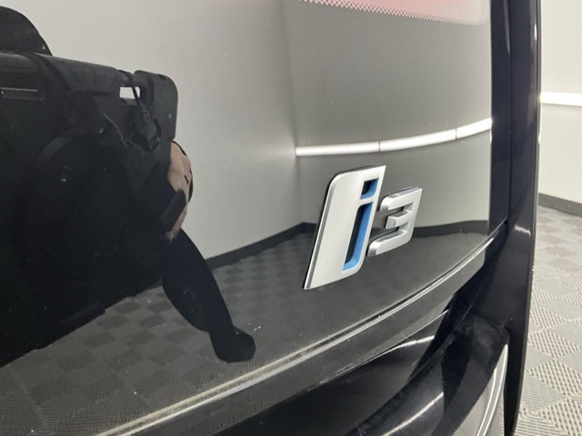 Used 2015 BMW i3 w/ Range Extender image 26