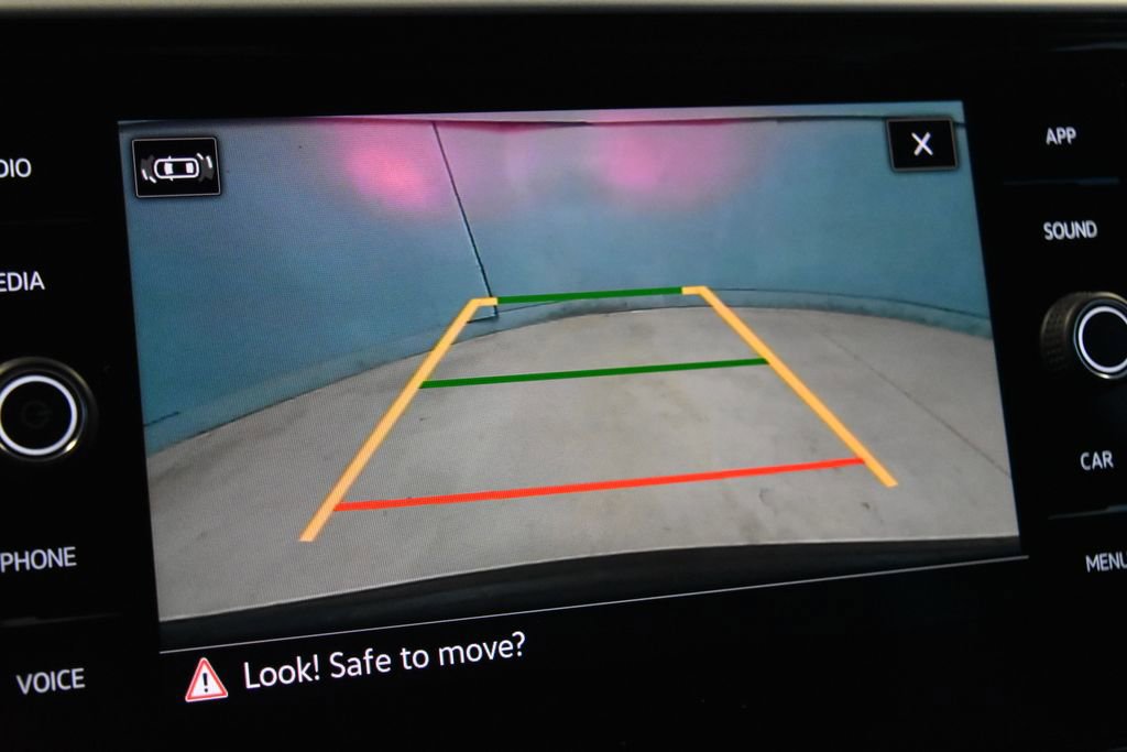 Used 2023 Volkswagen Atlas Cross Sport SE w/ Panoramic Sunroof Package image 13