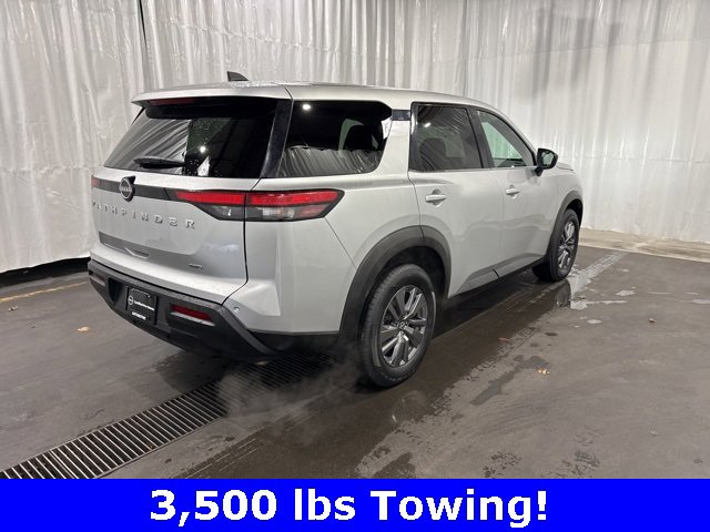 Certified 2024 Nissan Pathfinder S image 3