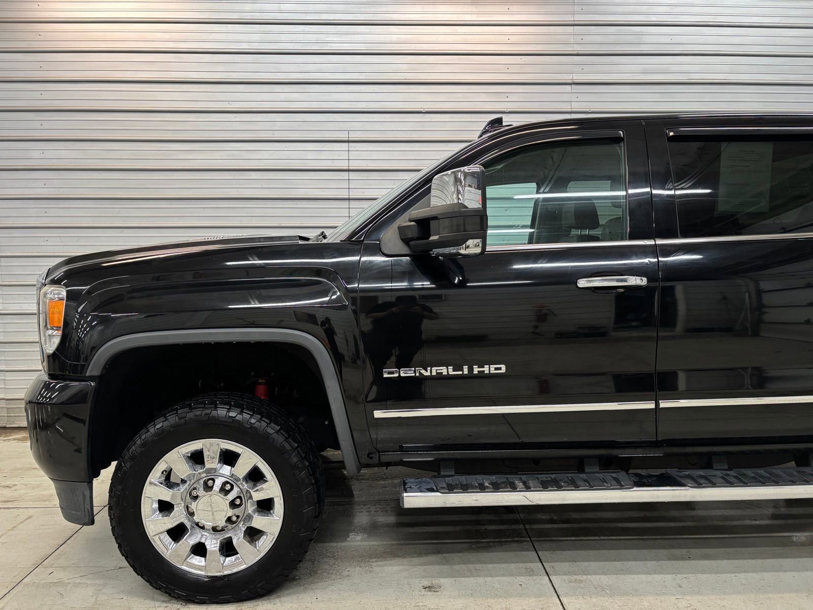 Used 2016 GMC Sierra 2500 Denali w/ Duramax Plus Package image 16