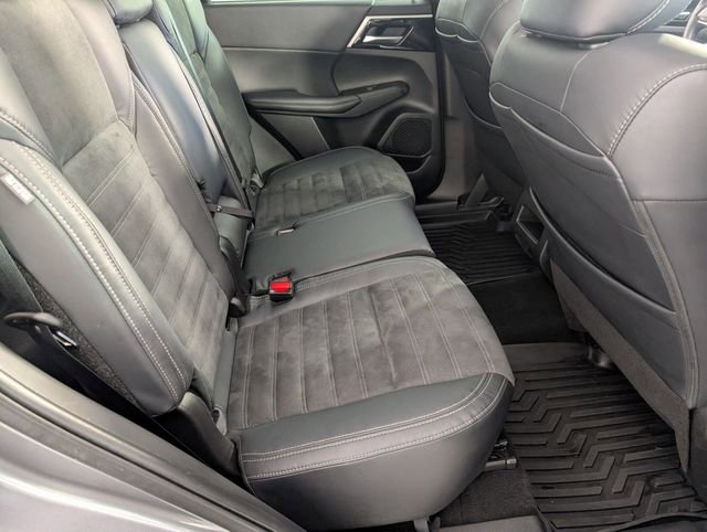 Used 2022 Mitsubishi Outlander SEL Black Edition image 30