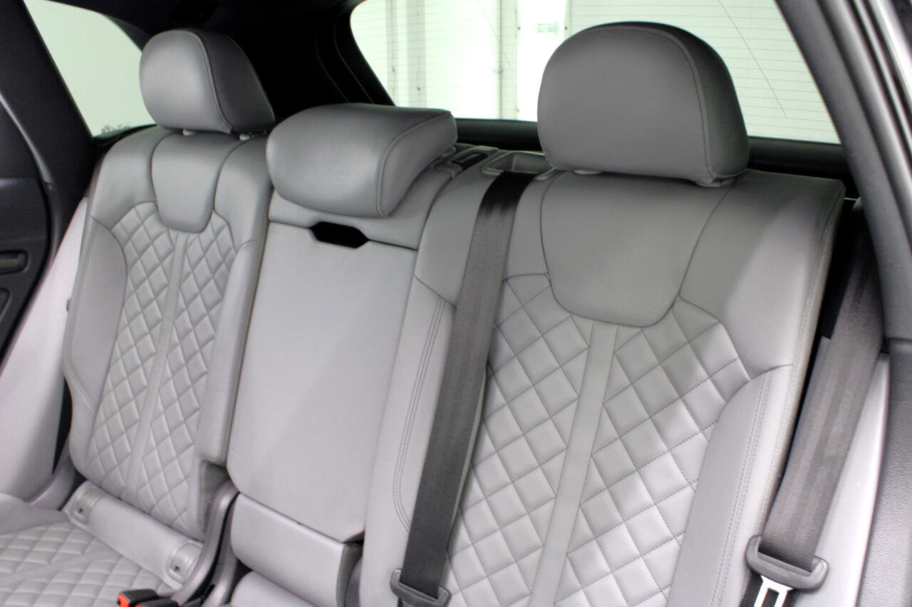 Used 2019 Audi SQ5 Premium Plus w/ Premium Plus Package image 39