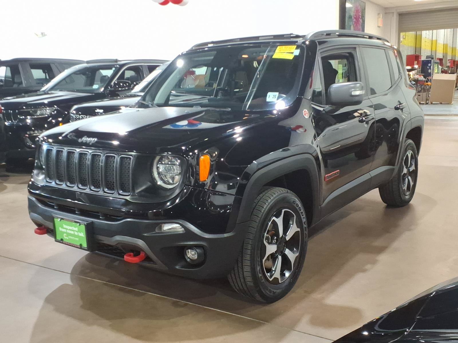 Certified 2019 Jeep Renegade Trailhawk w/ UConnect 8.4 Nav Group AWD/4WD image 3