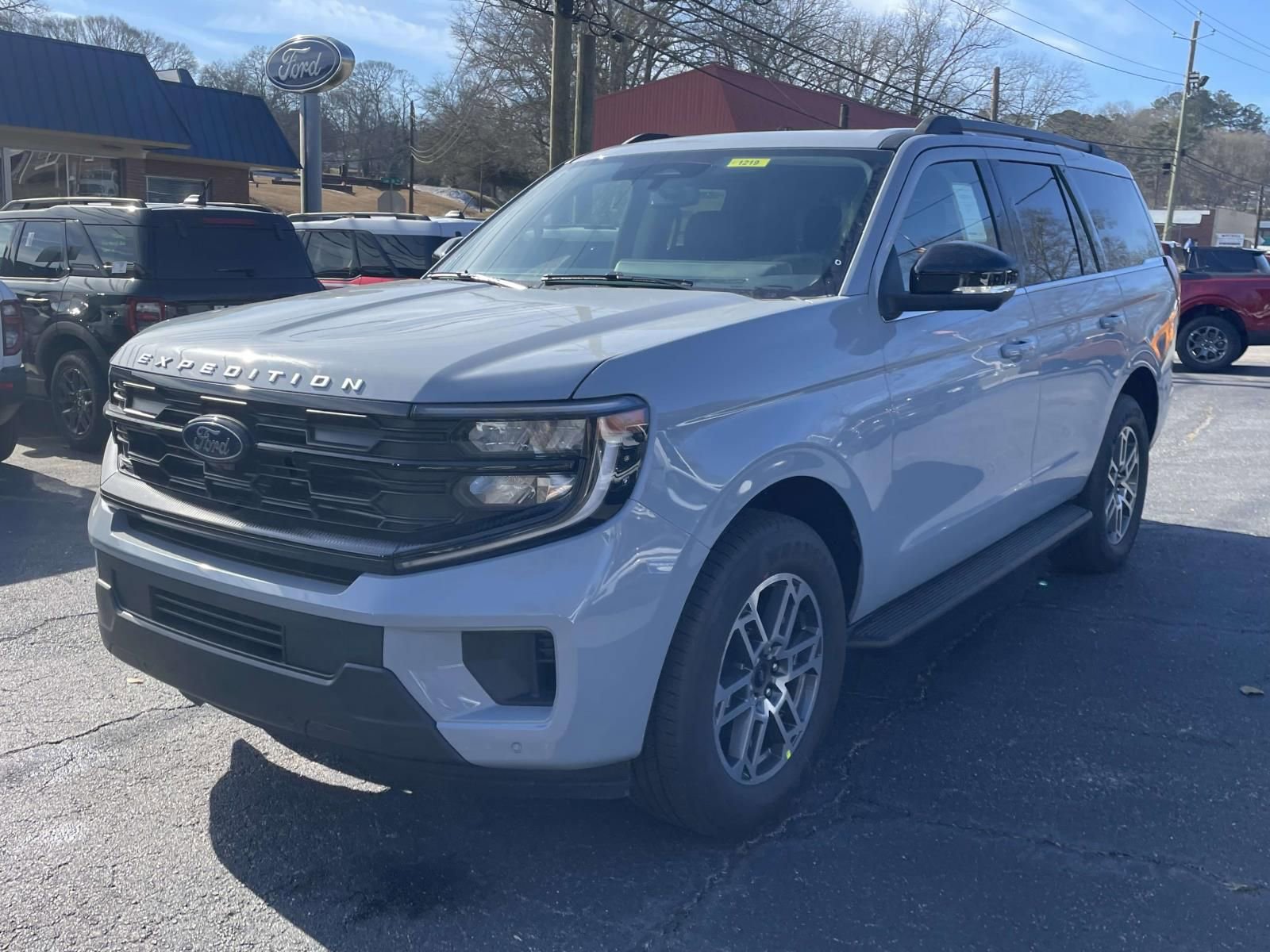 New 2026 Ford Expedition Active image 5