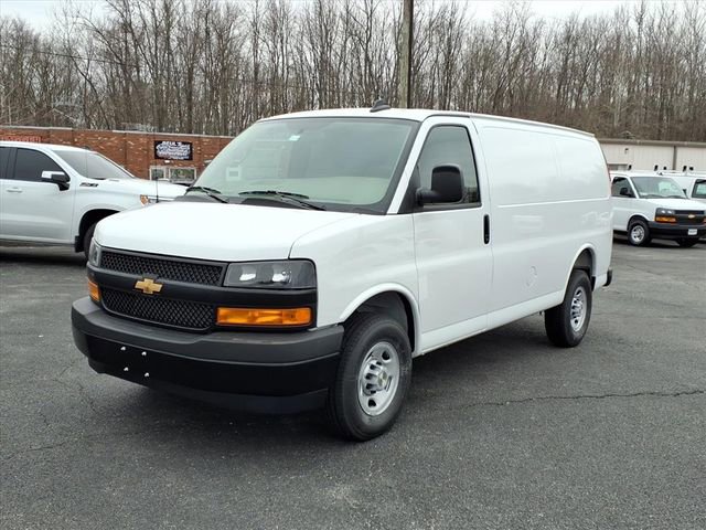 New 2025 Chevrolet Express 2500 RWD image 6