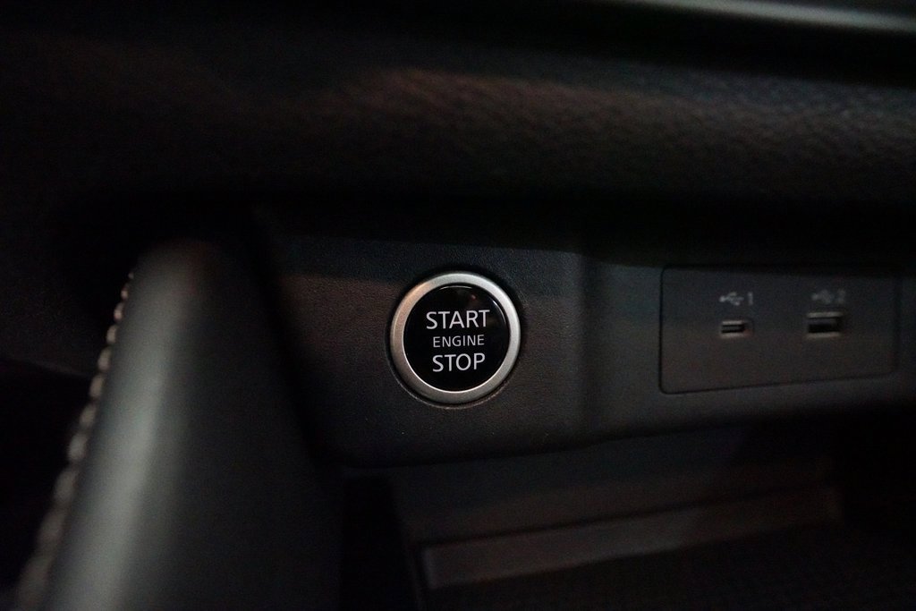 Used 2023 Nissan Rogue SL image 31