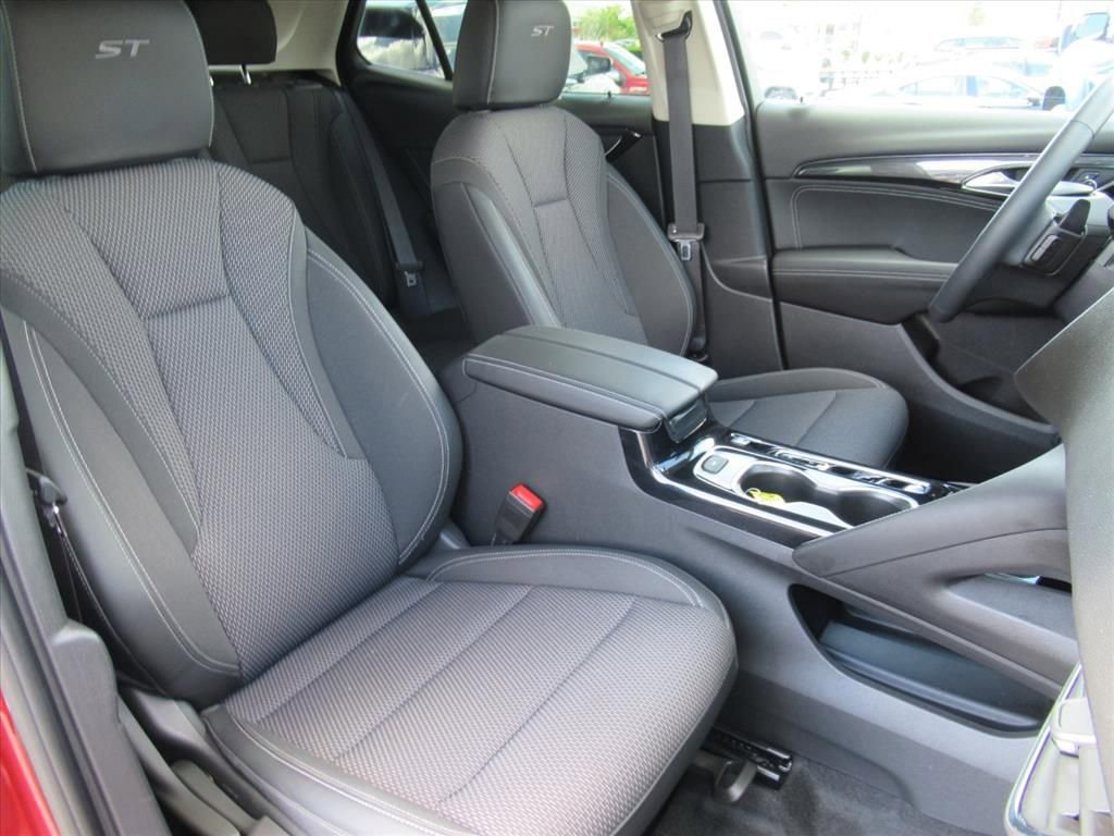 Used 2023 Buick Envision Preferred image 8