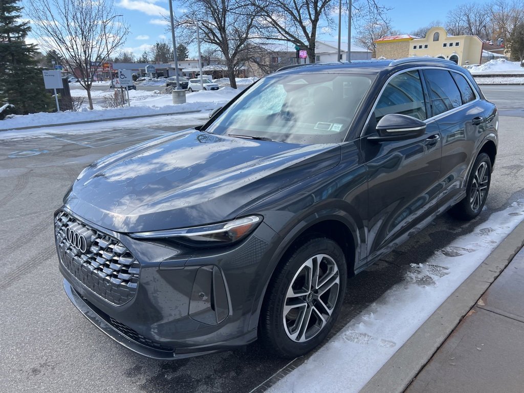 Certified 2025 Audi Q5 Premium Plus w/ Premium Plus image 43