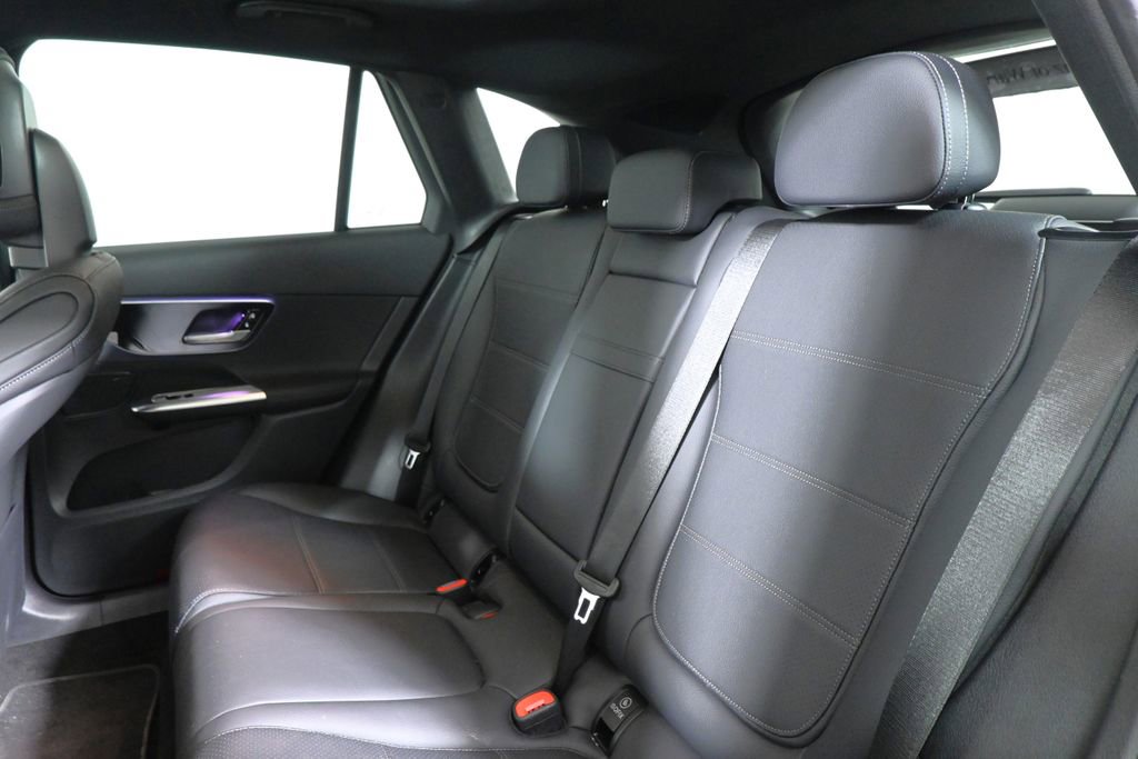 Certified 2026 Mercedes-Benz GLC 300 4MATIC image 4