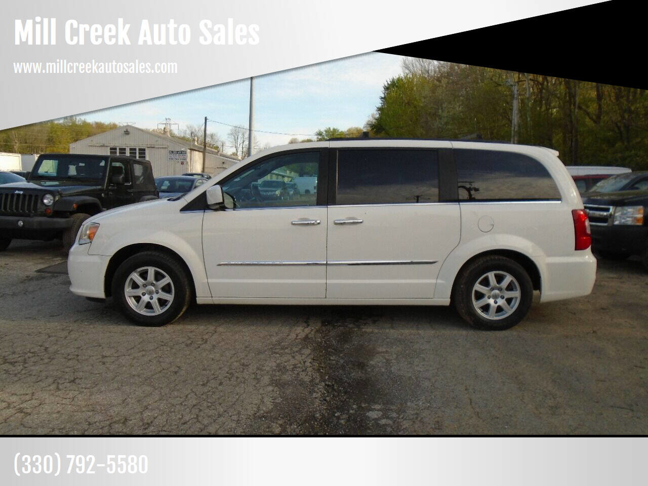 Used 2011 Chrysler Town & Country Touring w/ Security Group