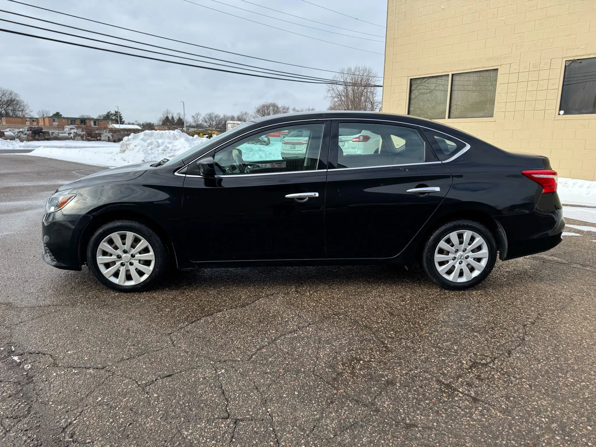 Used 2019 Nissan Sentra S image 5