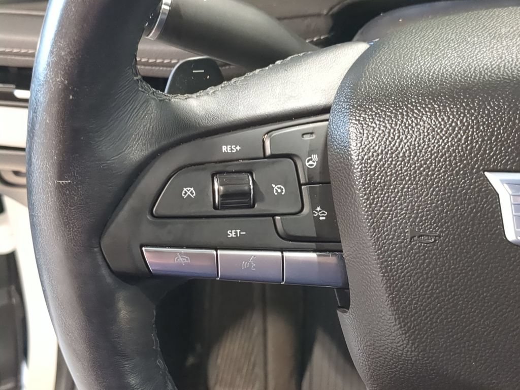 Used 2024 Cadillac XT4 Premium Luxury AWD/4WD image 23