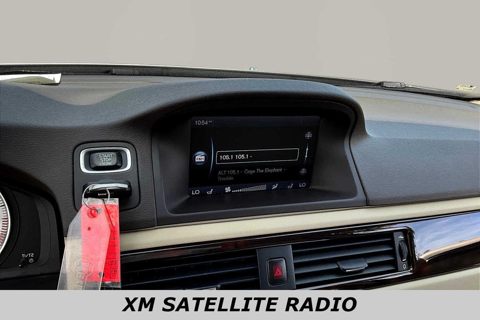 Used 2013 Volvo XC70 3.2 image 14