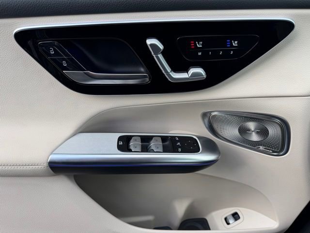 Used 2026 Mercedes-Benz GLC 300 4MATIC image 16