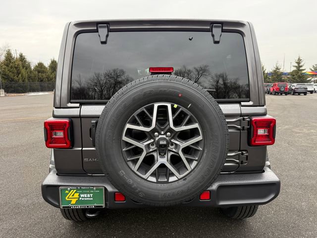 New 2026 Jeep Wrangler Unlimited Sahara AWD/4WD image 10