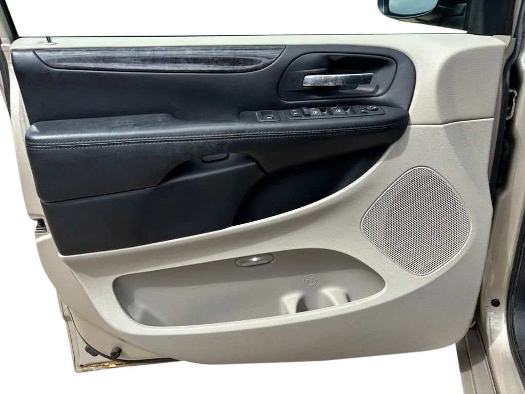 Used 2014 Dodge Grand Caravan SXT w/ Quick Order Package 29G SXT FWD image 20