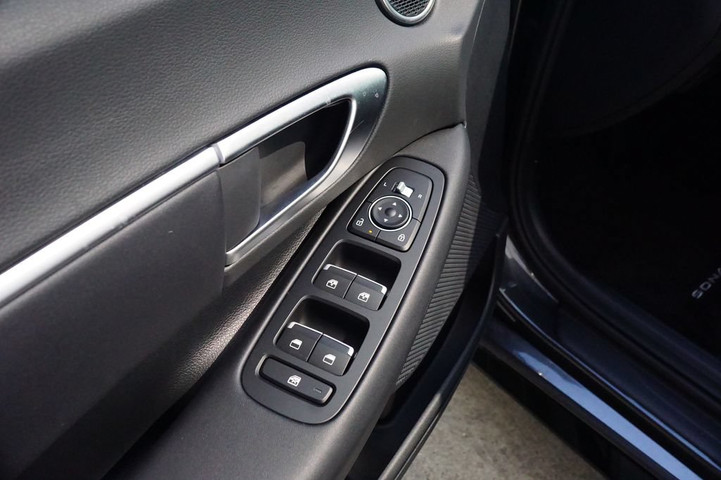New 2026 Hyundai Sonata SEL FWD image 16