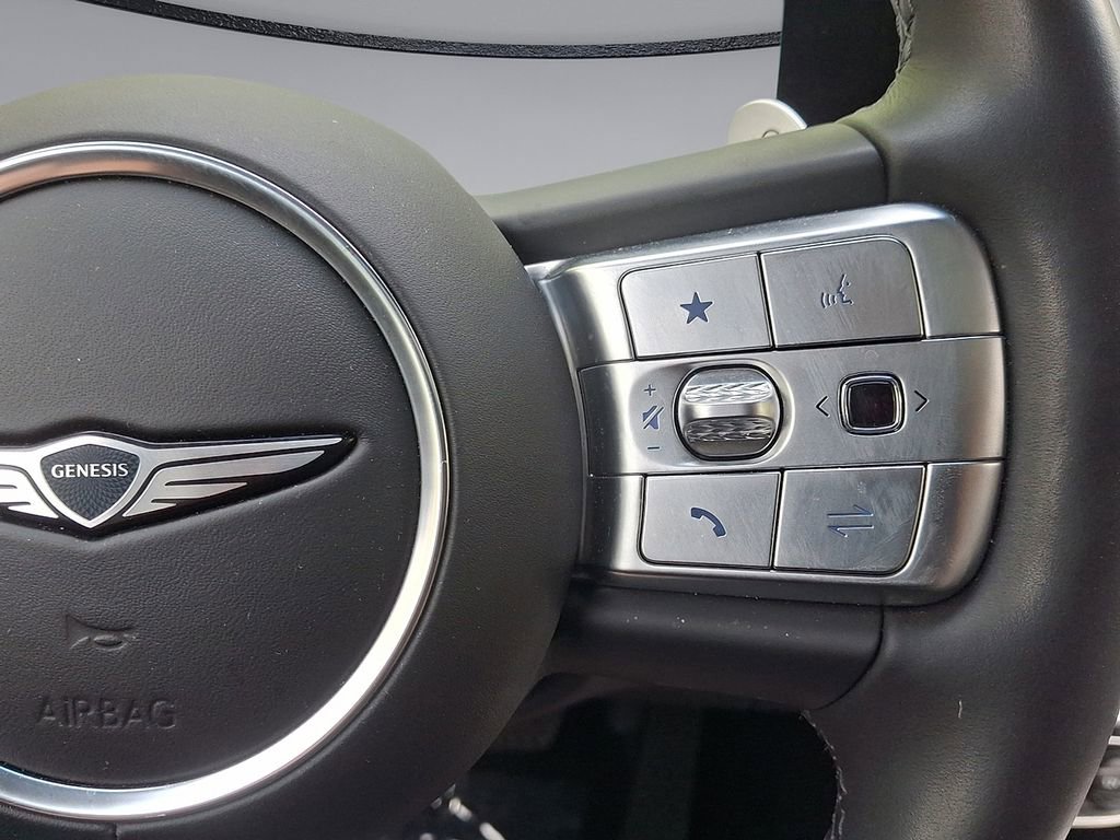 Used 2025 Genesis GV60 Advanced image 18