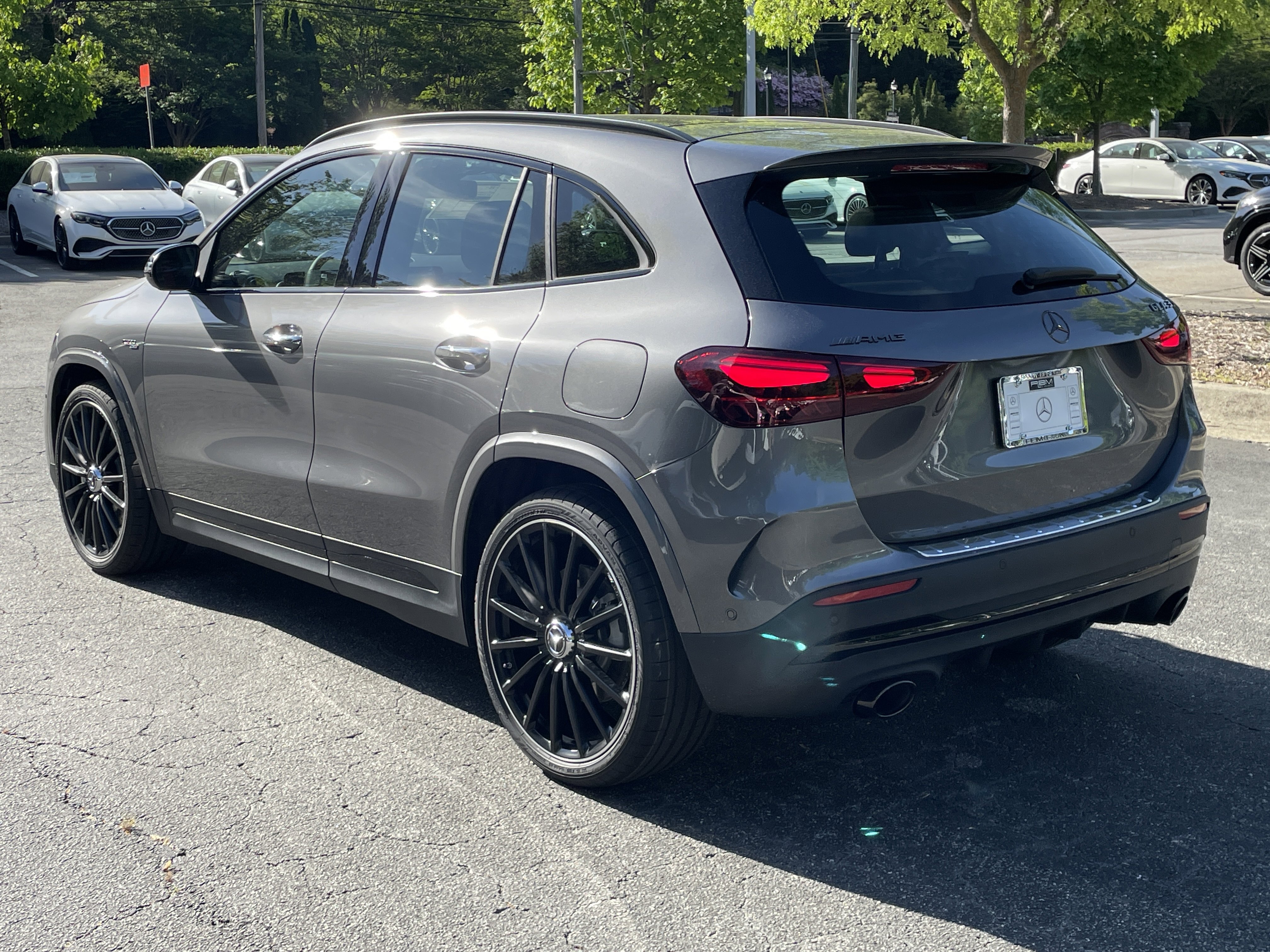 New 2026 Mercedes-Benz GLA 35 AMG 4MATIC image 11